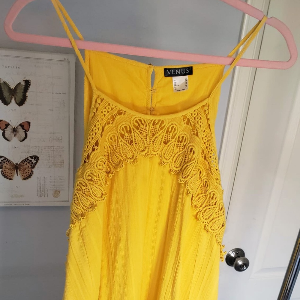 Venus - Cute Dress!